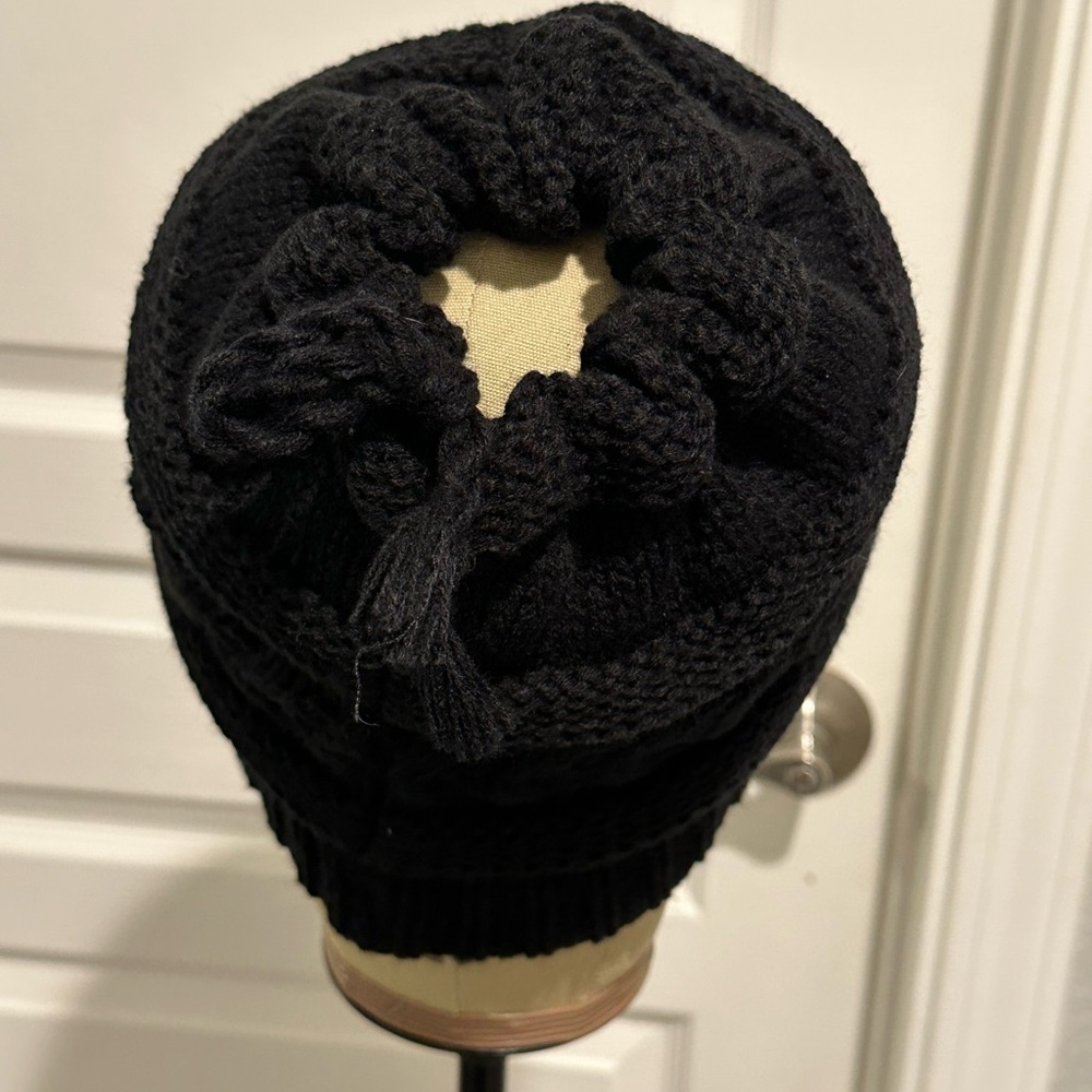 Kin Apparel Satin Lined Black Ponytail Beanie - Picture 6 of 8